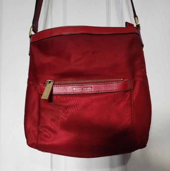 Michael Kors purse - Picture 1 of 11